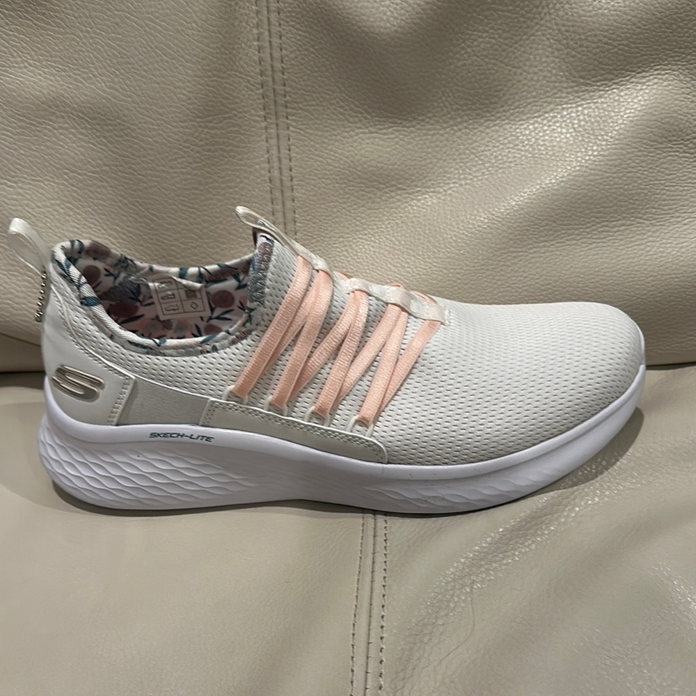Skechers Women's White and Pink Sneakers - Picture 2 of 4